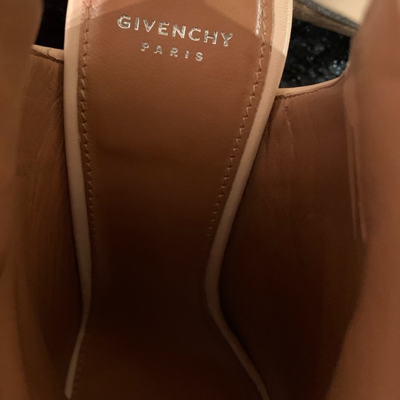 Beautiful Givenchy ankles boots 👢 use see pic - Picture 7 of 9